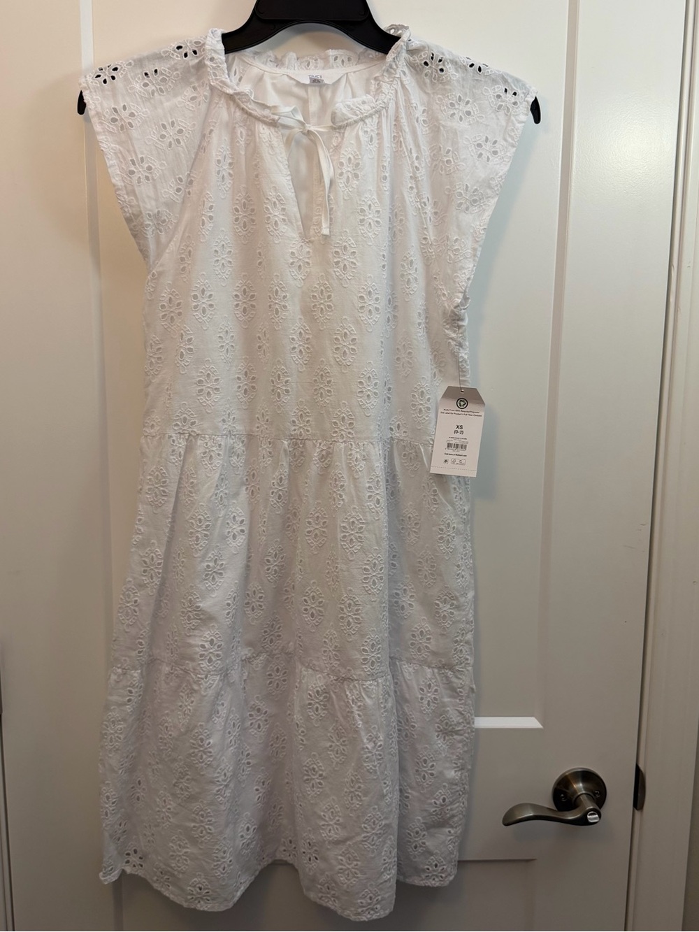 XS White Eyelet flutter Dress